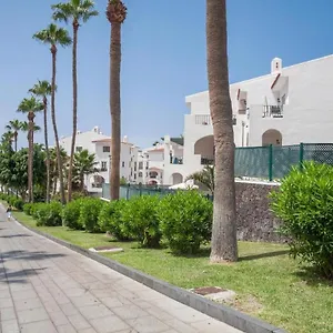 https://buenavista-torviscas-beach.tenerifehoteles.net